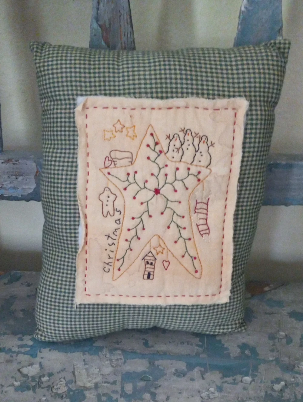 Christmas Star Embroidered Decorative Pillow - Green